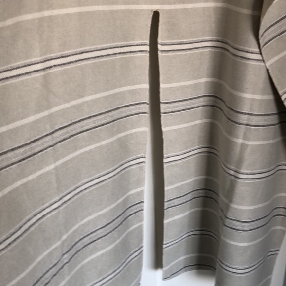 Poncho - Picture 2 of 3